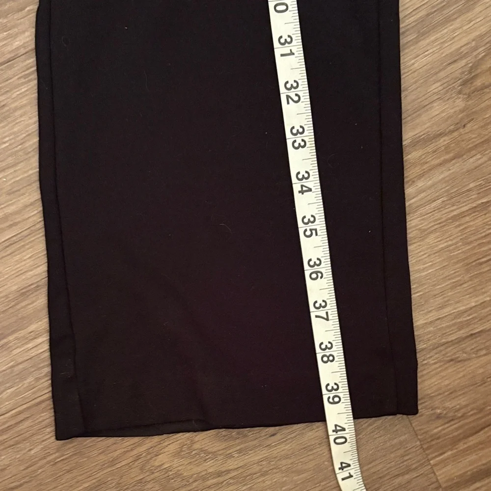 SALE! 🎉New York and Company Stretchy Black Pants - Picture 4 of 7